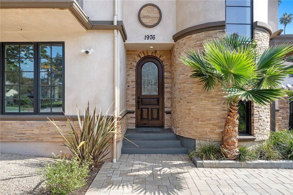 https://bt-photos.global.ssl.fastly.net/socal/orig_boomver_1_439485449-2.jpg