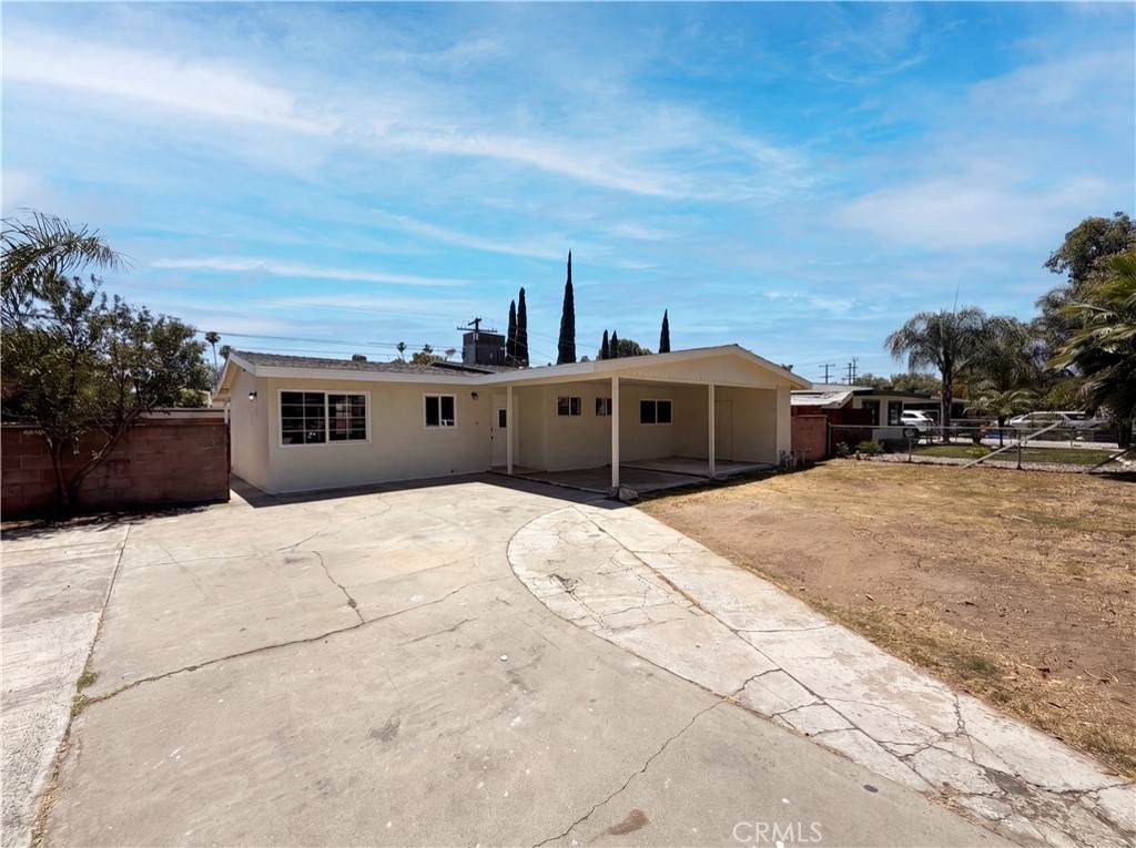 5630 Dewey - Photo 1