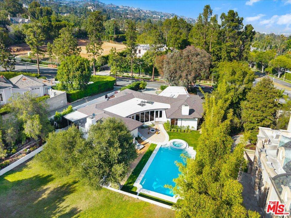 909 Alpine Drive - Photo 1