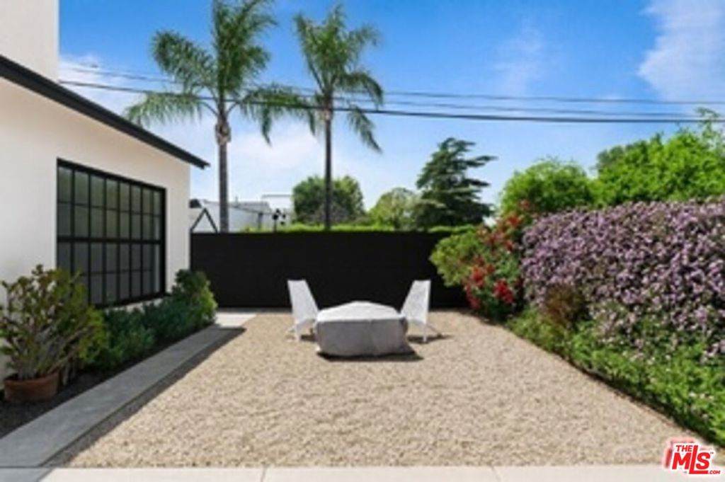 https://bt-photos.global.ssl.fastly.net/socal/orig_boomver_1_439634480-2.jpg