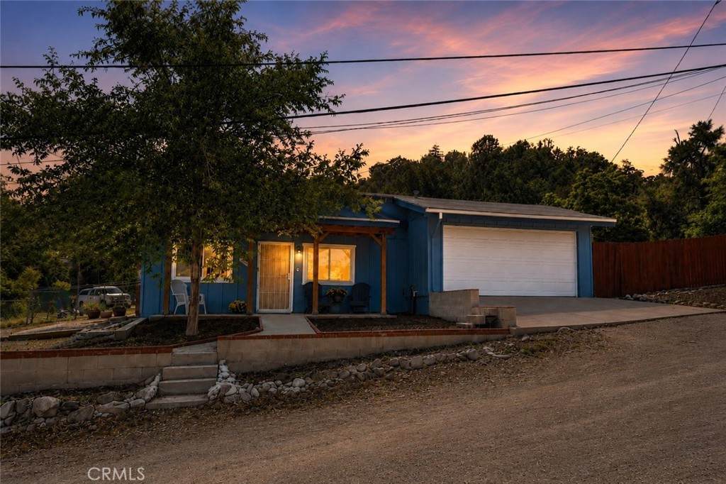 801 Santa Cruz - Photo 1