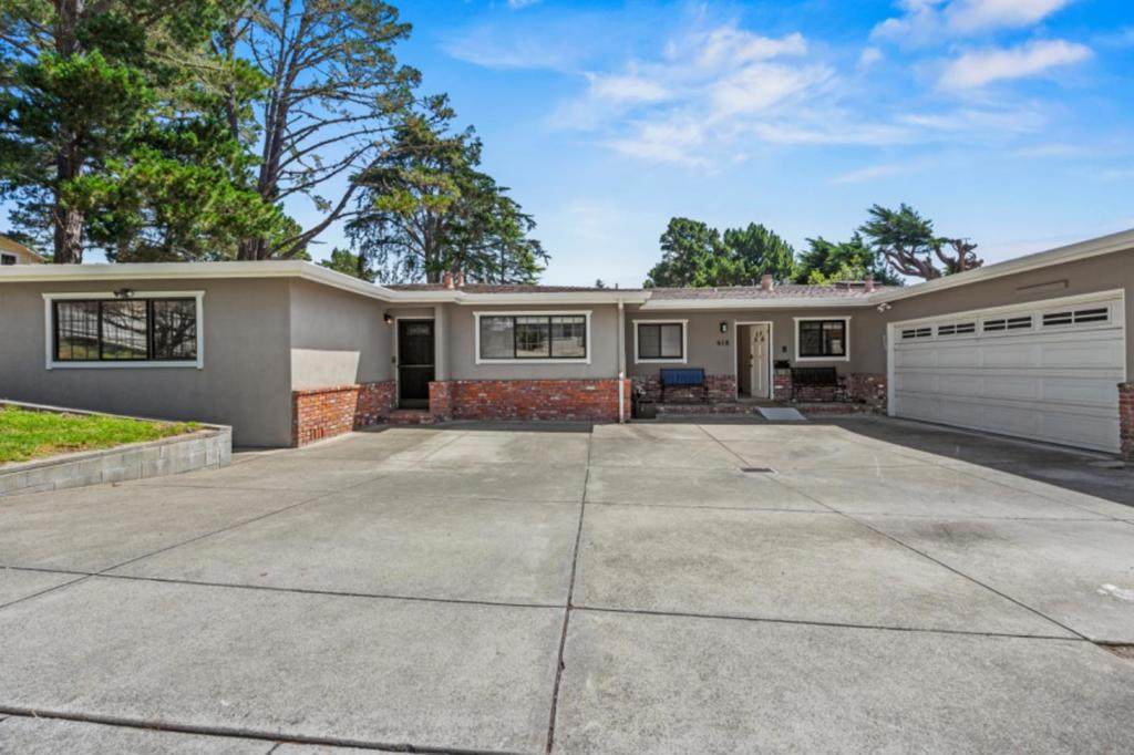 618 Mar Vista Drive - Photo 1