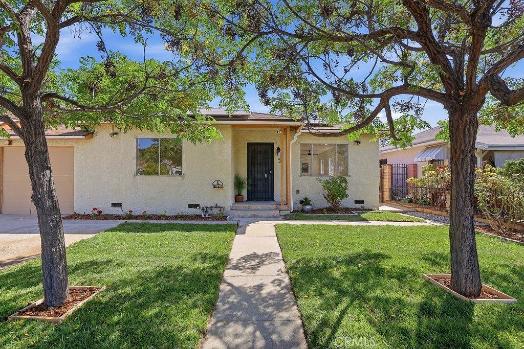 10332 Cayuga Avenue - Photo 1