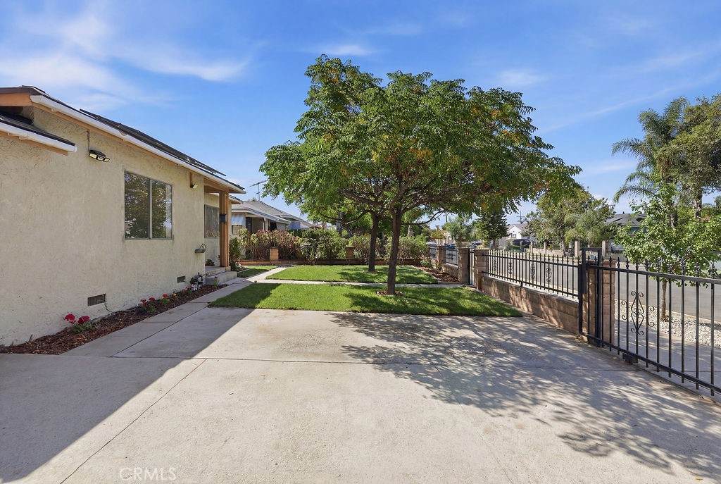 https://bt-photos.global.ssl.fastly.net/socal/orig_boomver_1_439985322-2.jpg