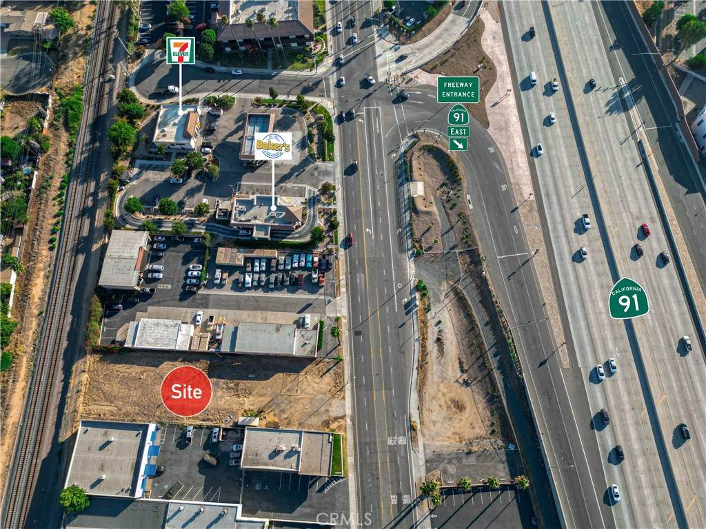 https://bt-photos.global.ssl.fastly.net/socal/orig_boomver_1_440150855-2.jpg