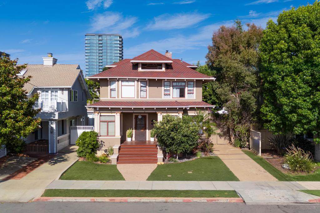 3315 2nd Ave - Photo 1