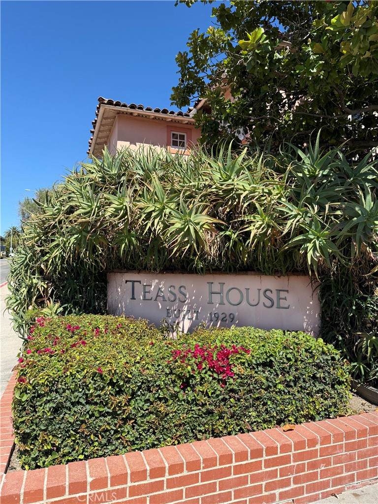 890 Osos Street - Photo 1