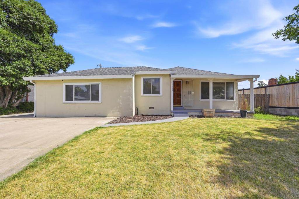 2362 Princeton Avenue - Photo 1