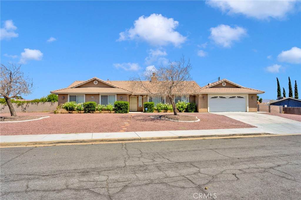 13935 Apple Creek - Photo 1