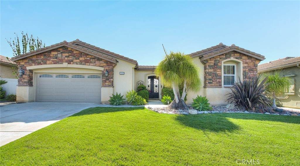 381 Mesa Verde - Photo 1