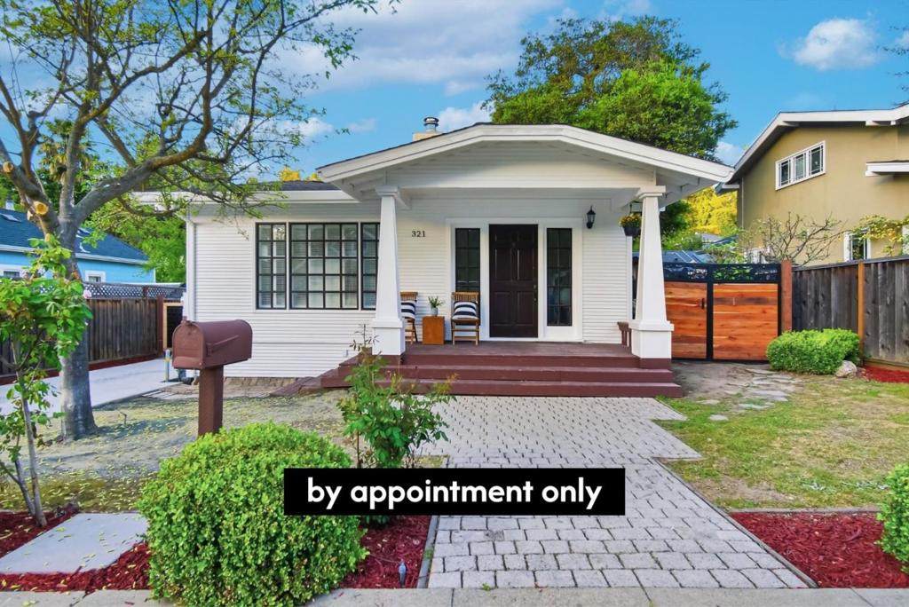321 Johnson Avenue - Photo 1