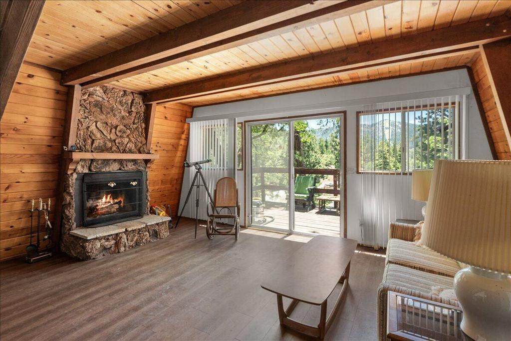 1011 Butte Avenue - Photo 1