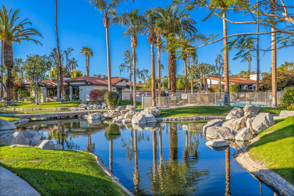 https://bt-photos.global.ssl.fastly.net/socal/orig_boomver_1_440454029-2.jpg