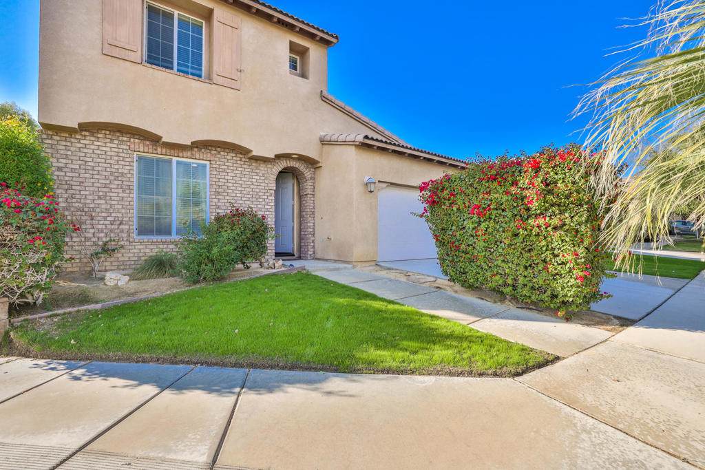 42753 Della Place - Photo 1