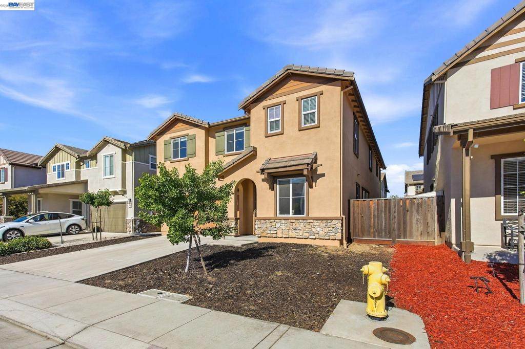 https://bt-photos.global.ssl.fastly.net/socal/orig_boomver_1_440507011-3.jpg