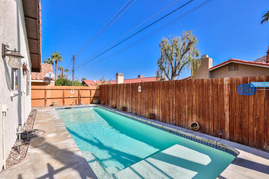 https://bt-photos.global.ssl.fastly.net/socal/orig_boomver_1_440520673-2.jpg