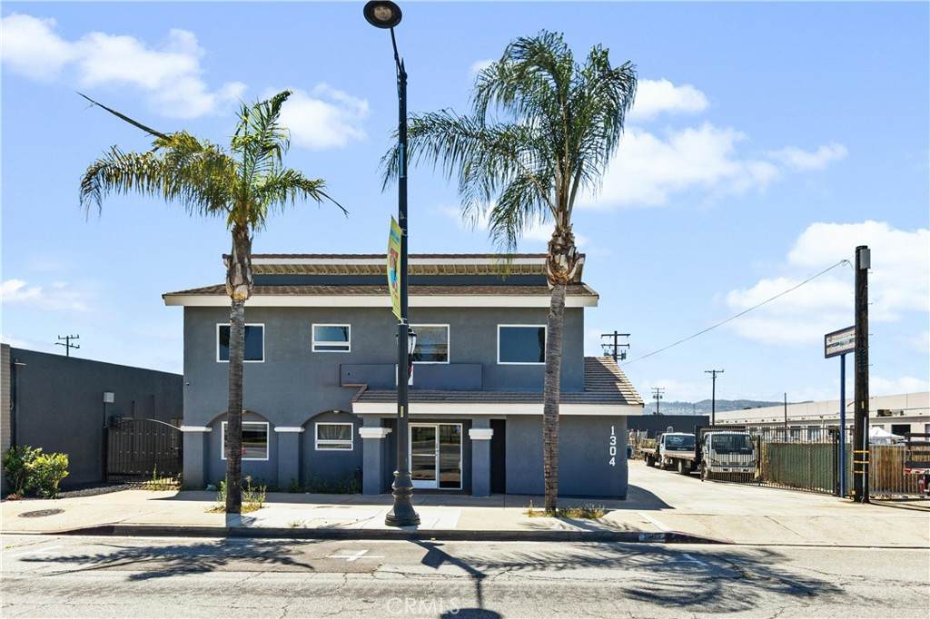 https://bt-photos.global.ssl.fastly.net/socal/orig_boomver_1_440521521-2.jpg