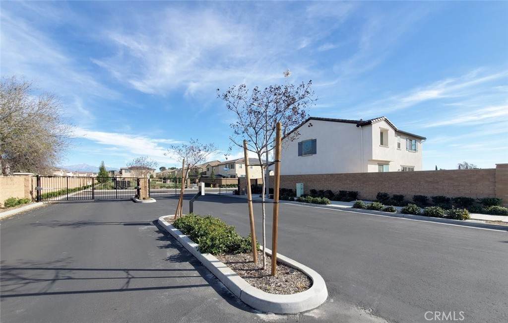 https://bt-photos.global.ssl.fastly.net/socal/orig_boomver_1_440628785-2.jpg