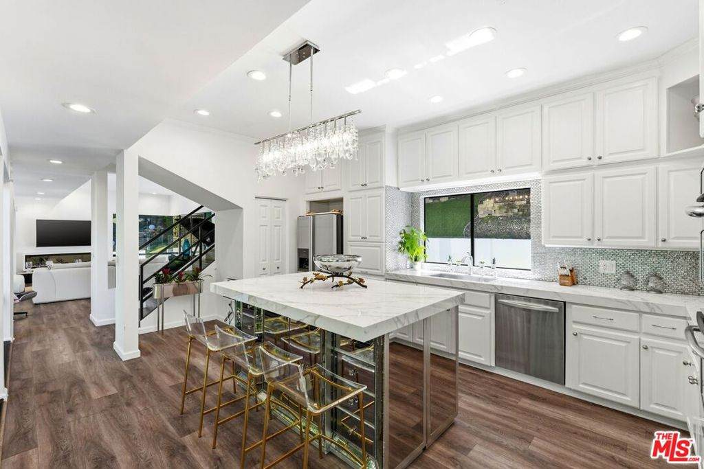 https://bt-photos.global.ssl.fastly.net/socal/orig_boomver_1_440801557-2.jpg