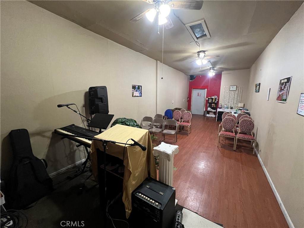 https://bt-photos.global.ssl.fastly.net/socal/orig_boomver_1_440854803-3.jpg