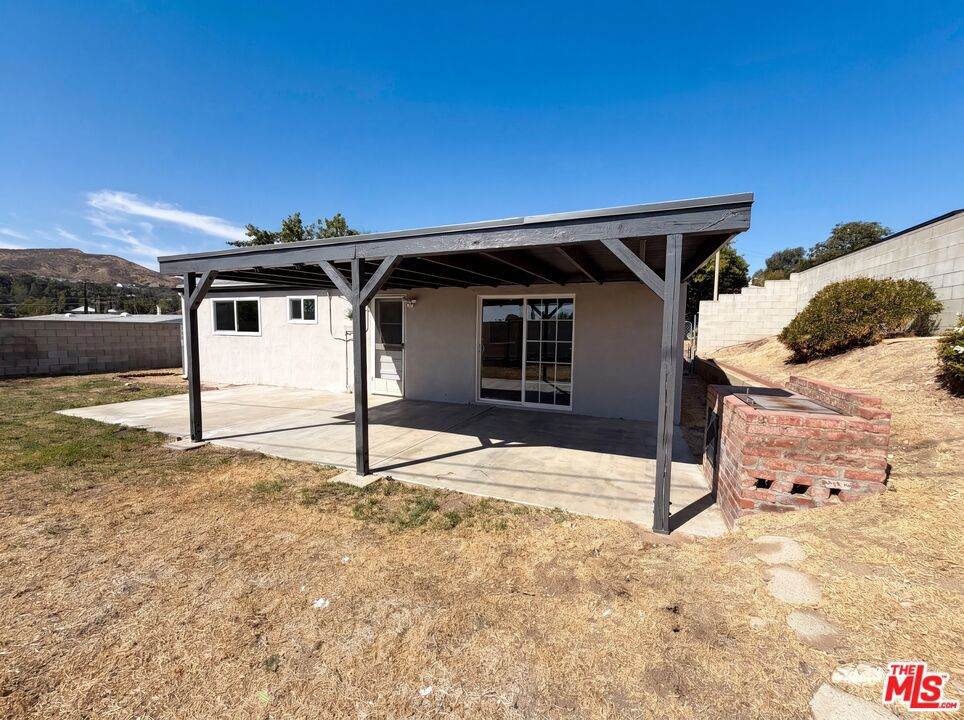 https://bt-photos.global.ssl.fastly.net/socal/orig_boomver_1_440867868-3.jpg