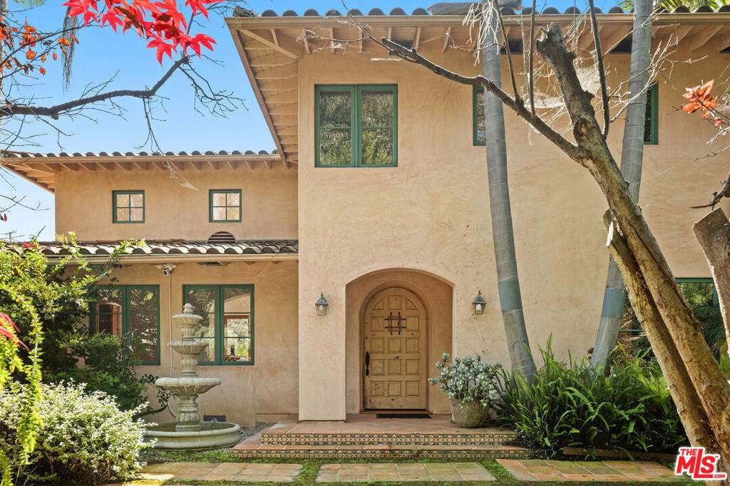 16820 Sunset - Photo 1