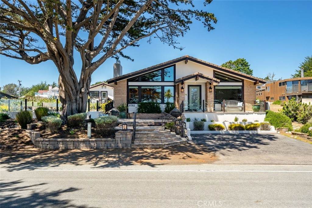 https://bt-photos.global.ssl.fastly.net/socal/orig_boomver_1_440929130-2.jpg