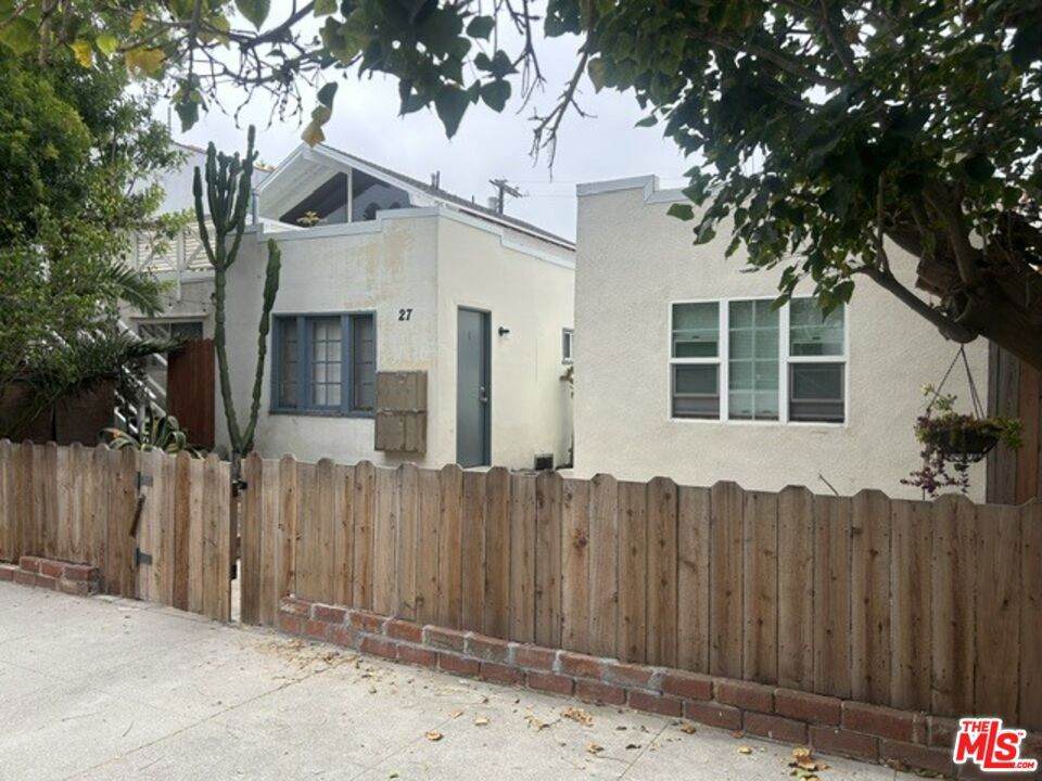 https://bt-photos.global.ssl.fastly.net/socal/orig_boomver_1_440968617-2.jpg