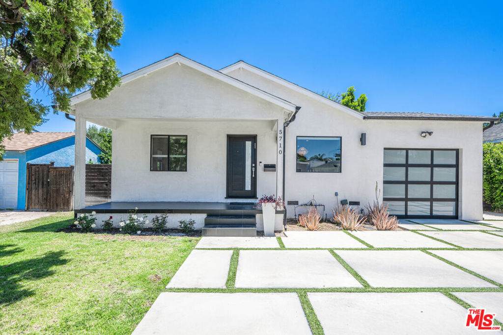 5710 Jamieson Avenue - Photo 1
