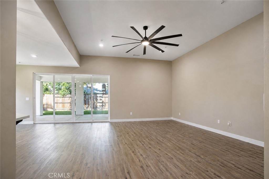 https://bt-photos.global.ssl.fastly.net/socal/orig_boomver_1_441038957-2.jpg