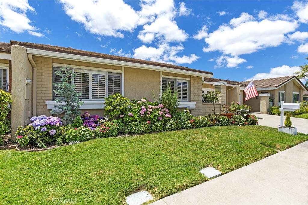 https://bt-photos.global.ssl.fastly.net/socal/orig_boomver_1_441171579-2.jpg