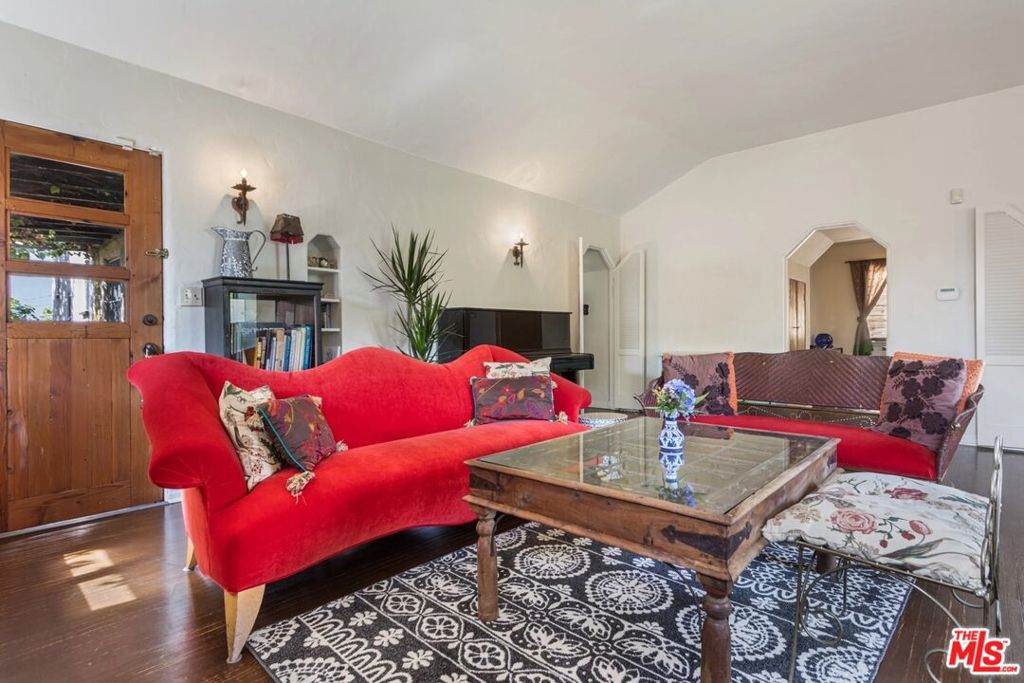 https://bt-photos.global.ssl.fastly.net/socal/orig_boomver_1_441241520-2.jpg
