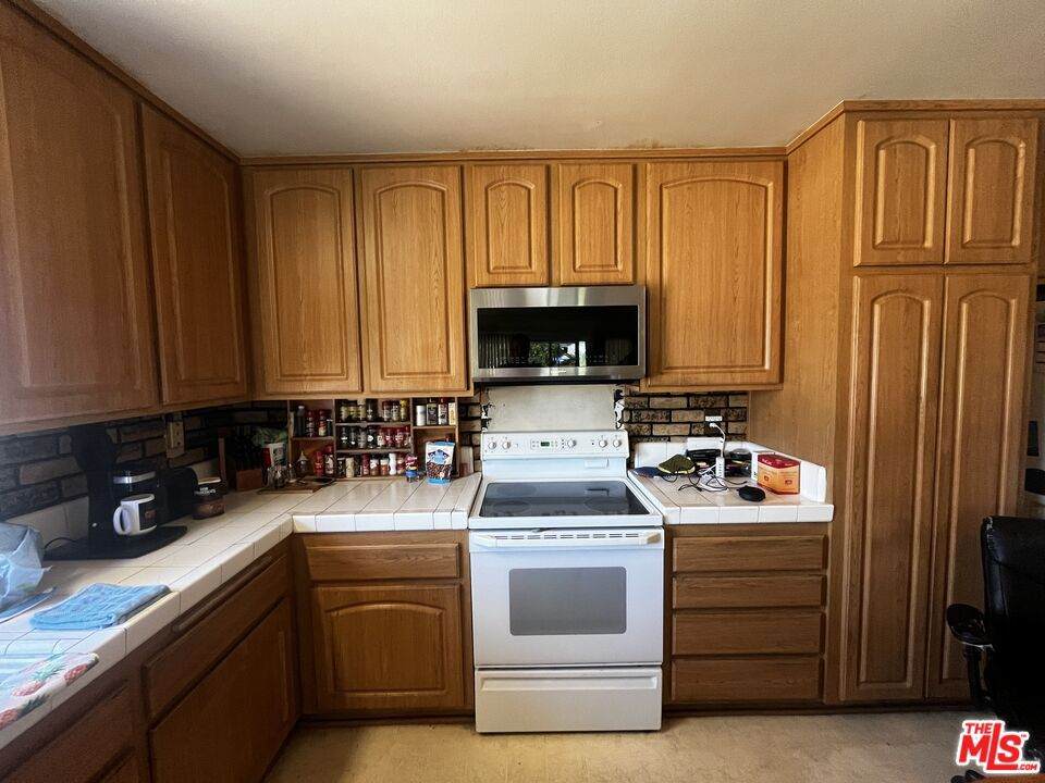 https://bt-photos.global.ssl.fastly.net/socal/orig_boomver_1_441439872-2.jpg