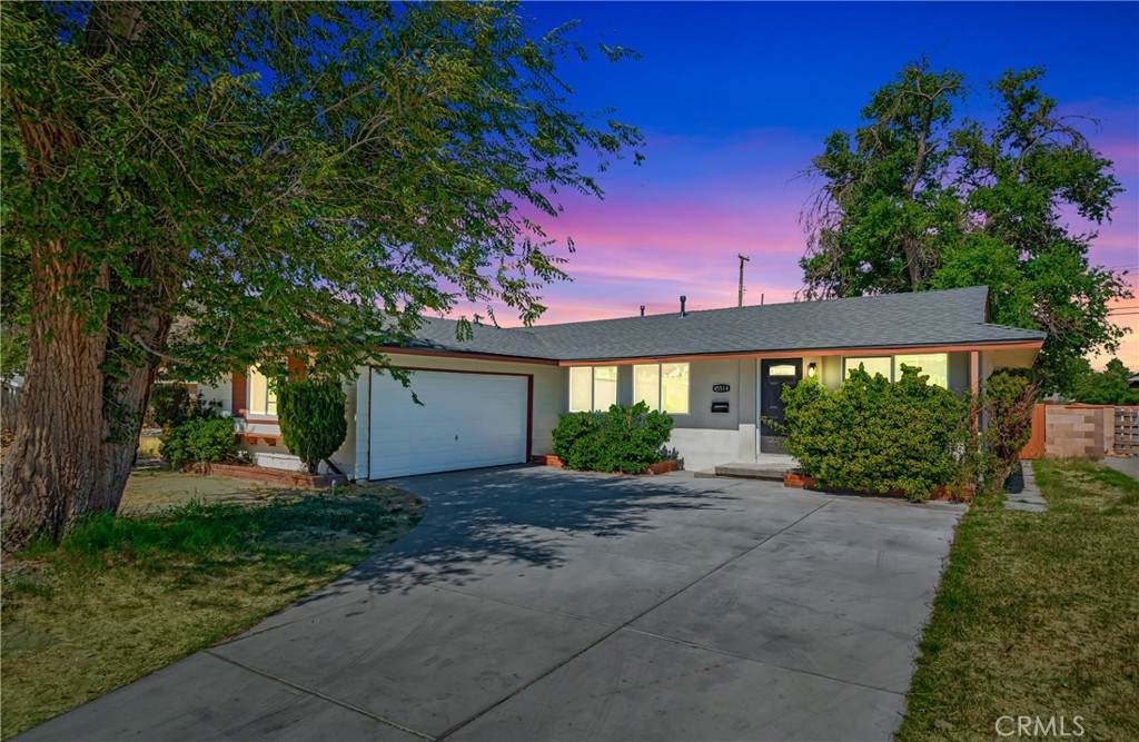 45514 11th Street - Photo 1