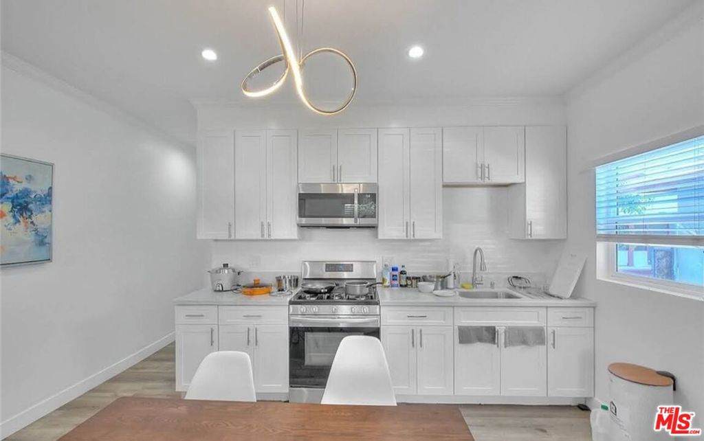 2927 Catalina Street - Photo 1