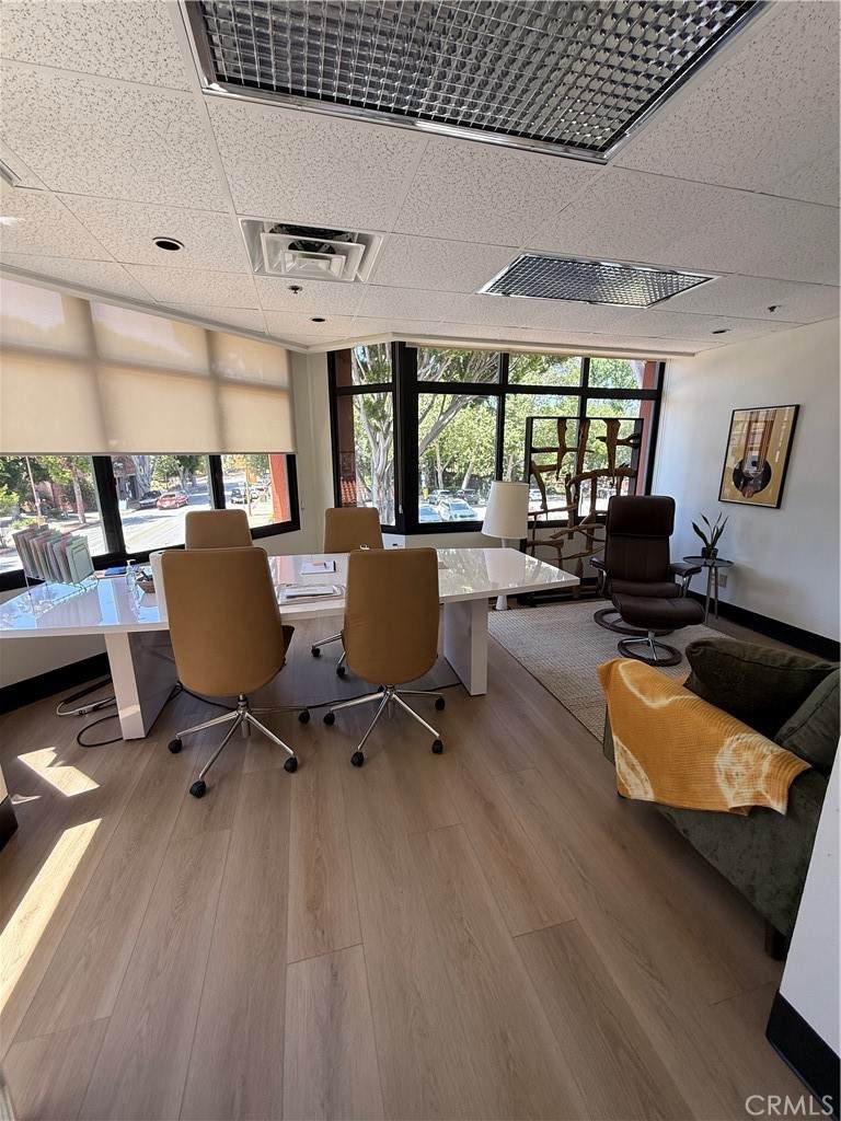 https://bt-photos.global.ssl.fastly.net/socal/orig_boomver_1_441717651-2.jpg