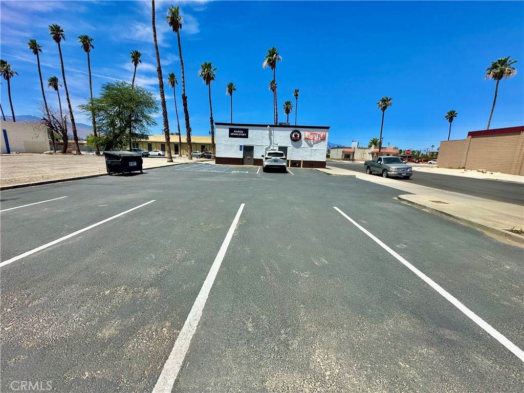 https://bt-photos.global.ssl.fastly.net/socal/orig_boomver_1_441749332-2.jpg