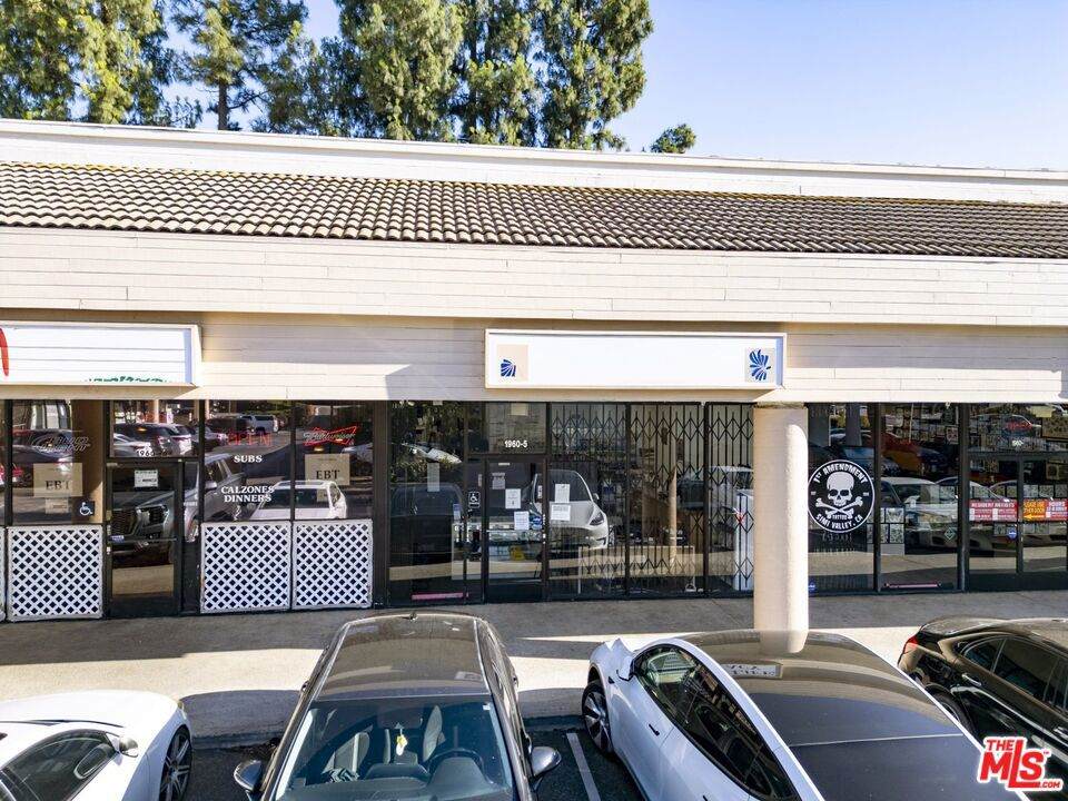 https://bt-photos.global.ssl.fastly.net/socal/orig_boomver_1_441765458-2.jpg