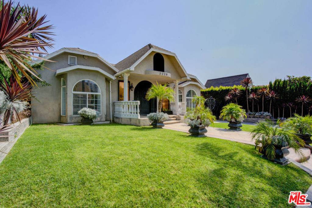 https://bt-photos.global.ssl.fastly.net/socal/orig_boomver_1_441815796-2.jpg