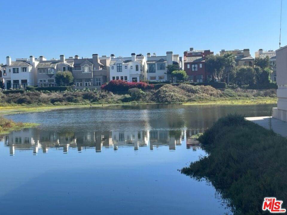 https://bt-photos.global.ssl.fastly.net/socal/orig_boomver_1_441939667-2.jpg