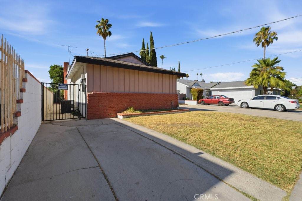 https://bt-photos.global.ssl.fastly.net/socal/orig_boomver_1_441946735-3.jpg