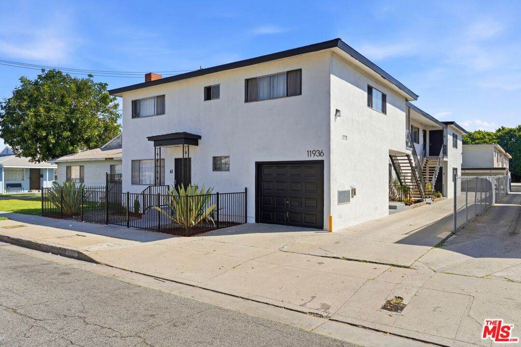 11936 Grevillea Avenue - Photo 1
