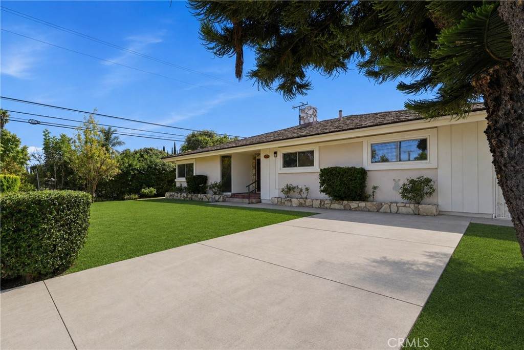 https://bt-photos.global.ssl.fastly.net/socal/orig_boomver_1_441999148-2.jpg