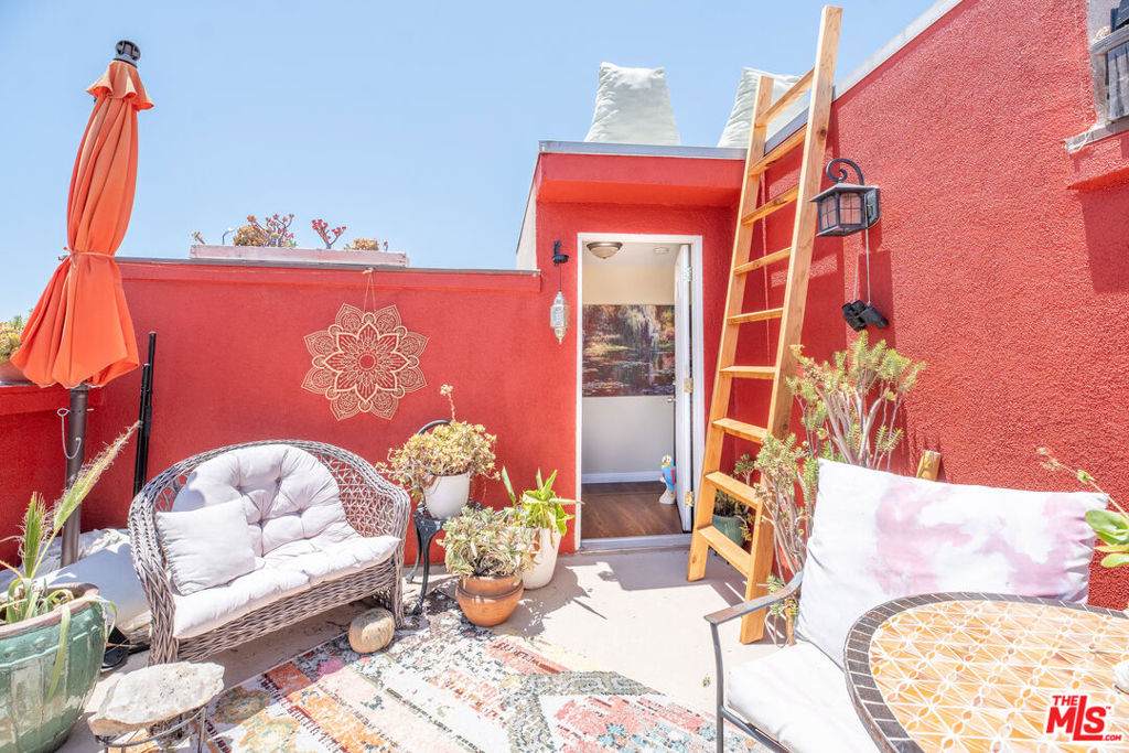 5254 Corteen Place - Photo 1