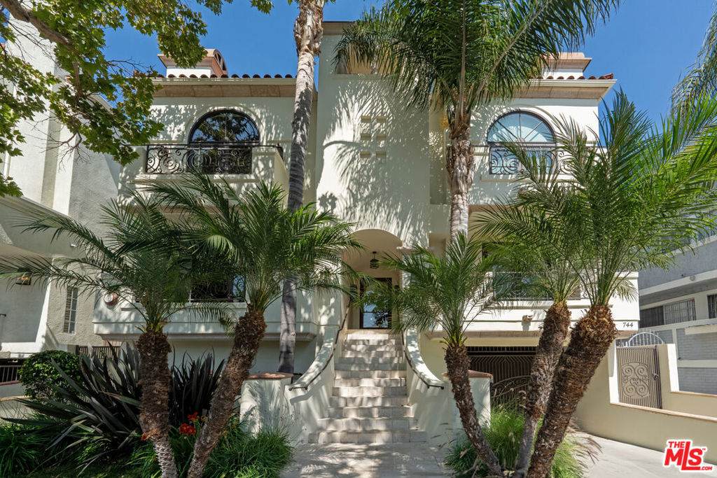 https://bt-photos.global.ssl.fastly.net/socal/orig_boomver_1_442271385-2.jpg