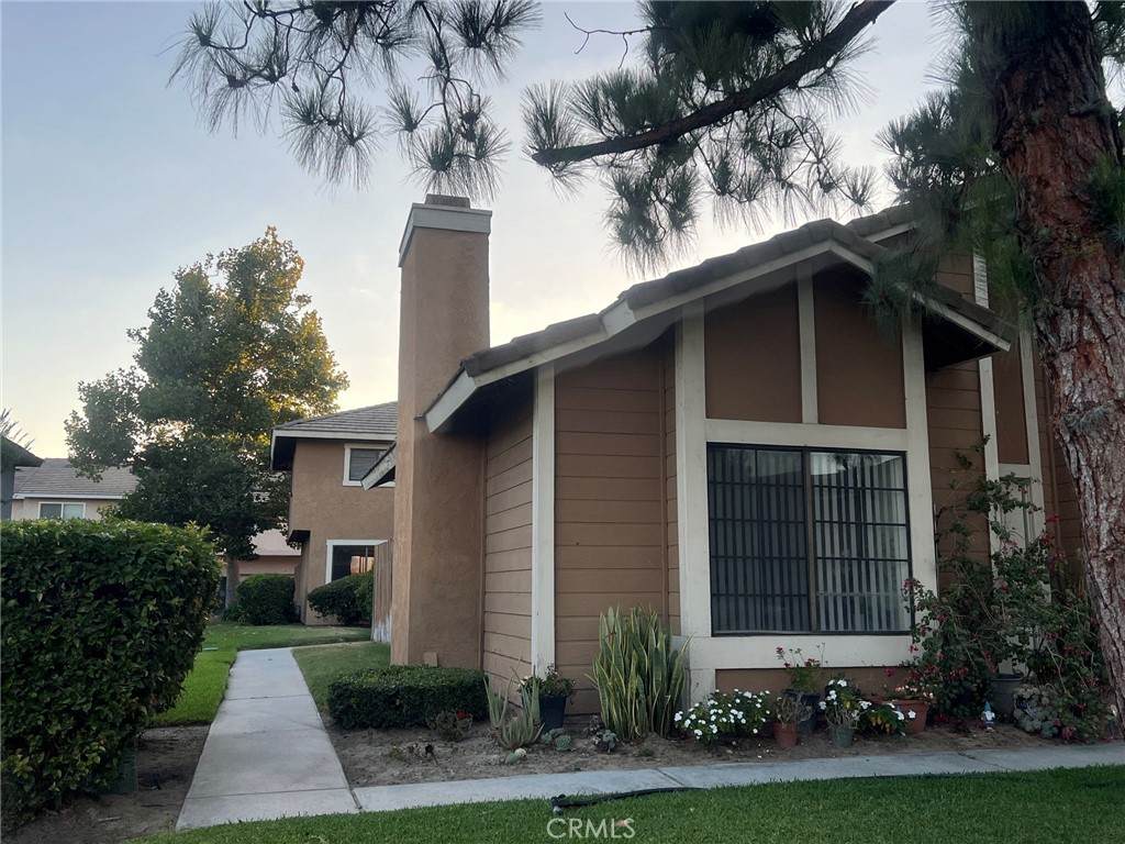 https://bt-photos.global.ssl.fastly.net/socal/orig_boomver_1_442421050-2.jpg