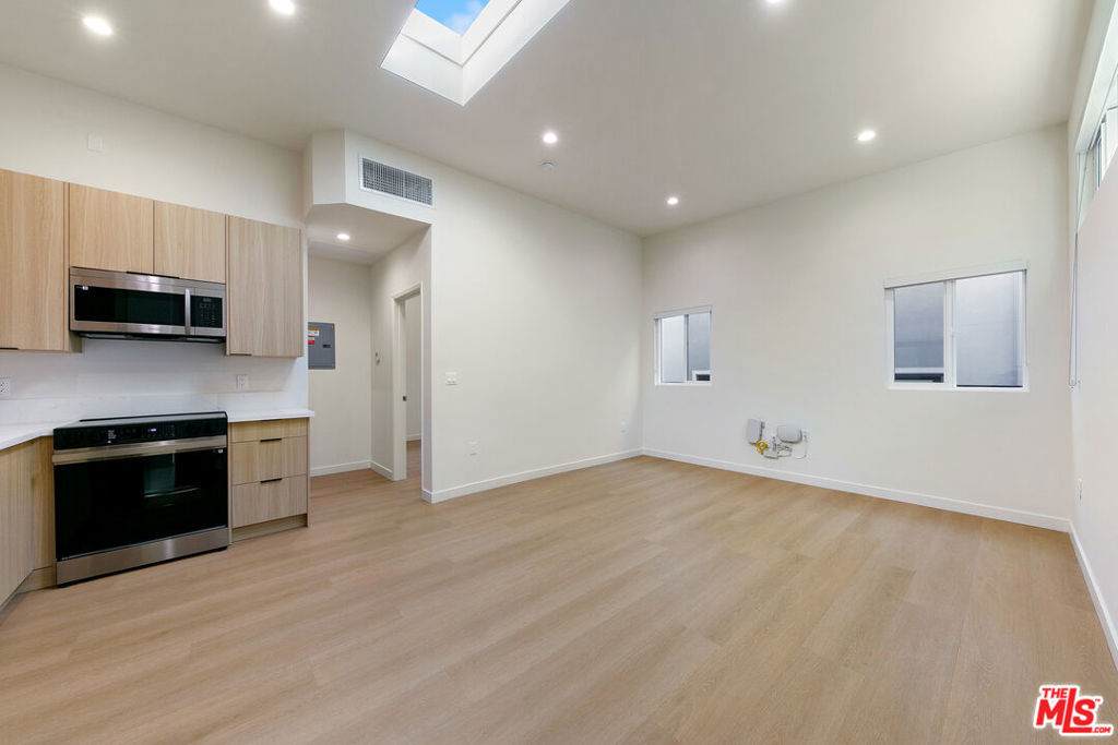 https://bt-photos.global.ssl.fastly.net/socal/orig_boomver_1_442446474-2.jpg