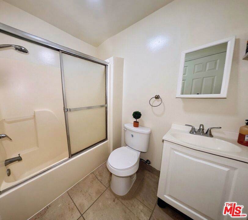 https://bt-photos.global.ssl.fastly.net/socal/orig_boomver_1_442842047-2.jpg