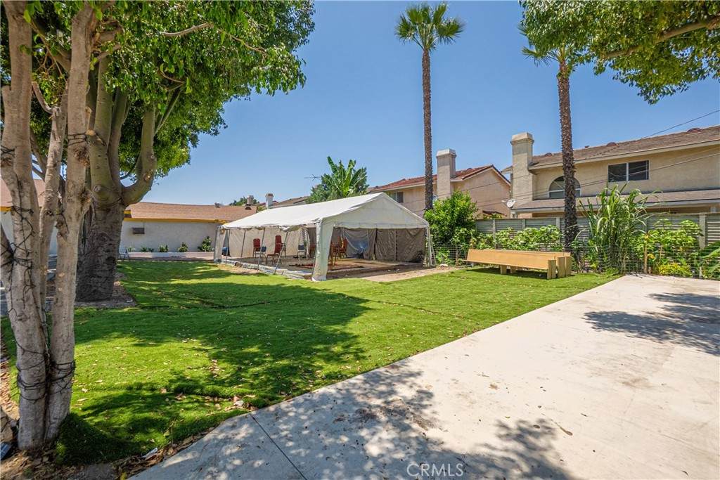https://bt-photos.global.ssl.fastly.net/socal/orig_boomver_2_443056789-2.jpg