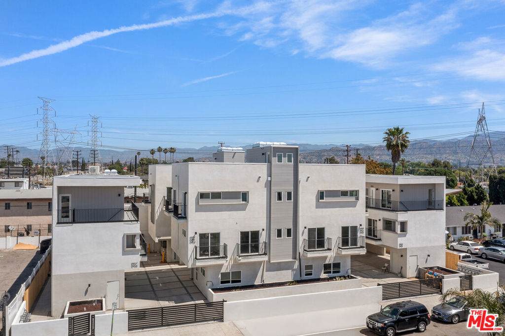 https://bt-photos.global.ssl.fastly.net/socal/orig_boomver_1_443205562-2.jpg